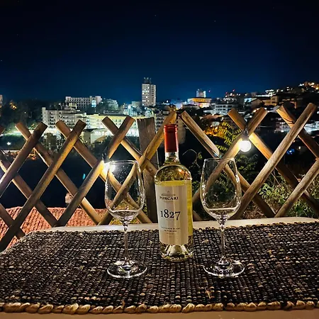 Holiday home Dido House *